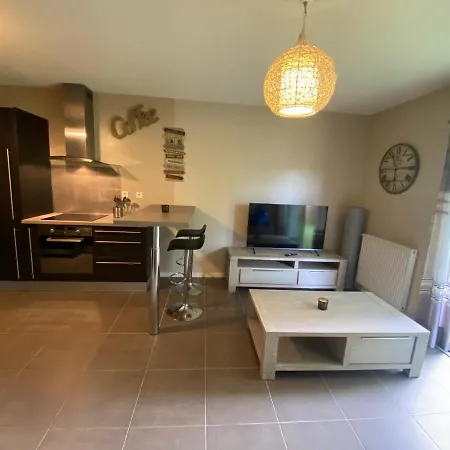 Appartement T2, Parking Prive, 2Km Plage Et Centre Apartamento *
