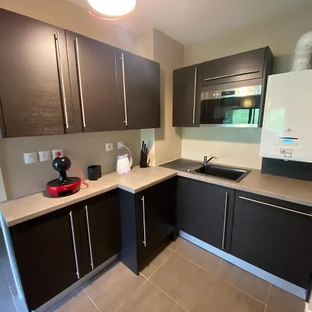 Appartement T2, Parking Prive, 2Km Plage Et Centre Apartamento