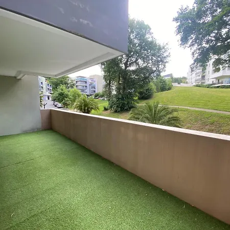 Appartement T2, Parking Prive, 2Km Plage Et Centre